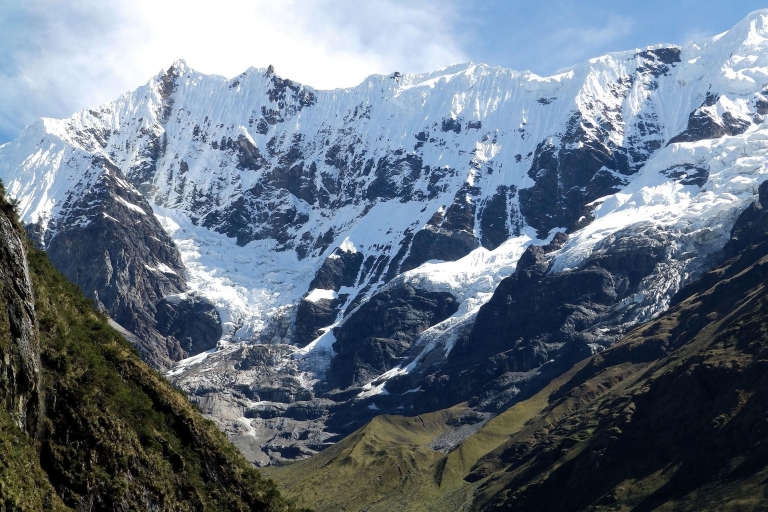 Cusco : Salkantay Trek 4 jours 3 nuits jusqu'au Machu Picchu & repas