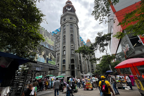 Compras no centro da cidade e galerias de arte/museu