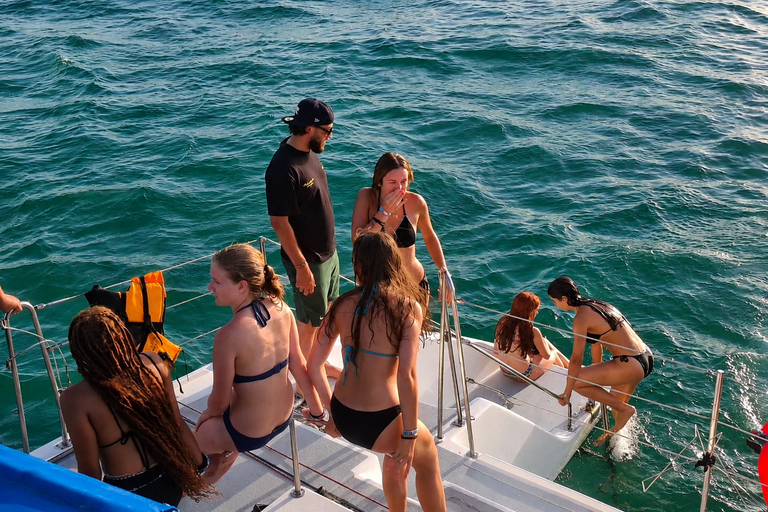 Djerba Catamaran: Turquoise Escape & Swim with Transfers