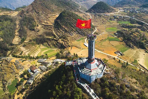 ONTDEK HA GIANG "DONG VAN STONE PLATEAU"NHO QUE RIVIER 2DAY