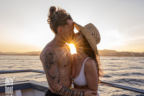 Ibiza: Formentera Sunset Boat Part with Drinks and Food Full Day Pass at Ibiza Boat Club (Early Bird Phase 2)