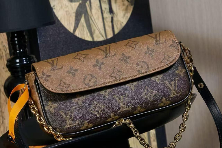 Guangzhou: Excursão particular de compras no mercado de roupas e artigos de couroGuangzhou: Tour particular de compras no mercado de roupas e couro