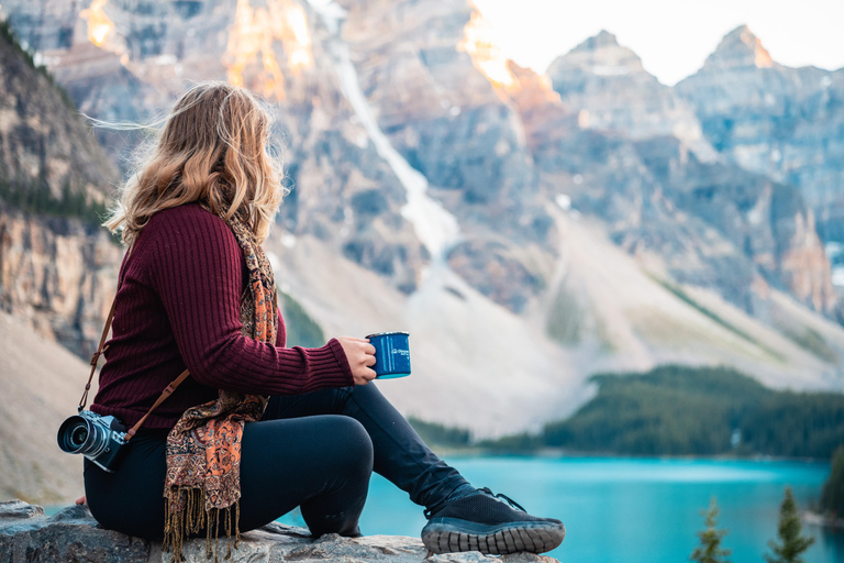 Banff: Moraine Lake Sunrise Experience