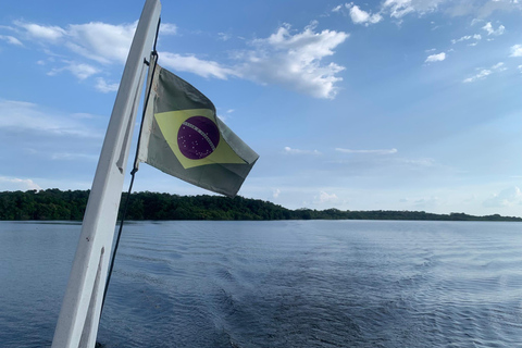 Manaus: Meeting of Waters Boat Tour – River Experience