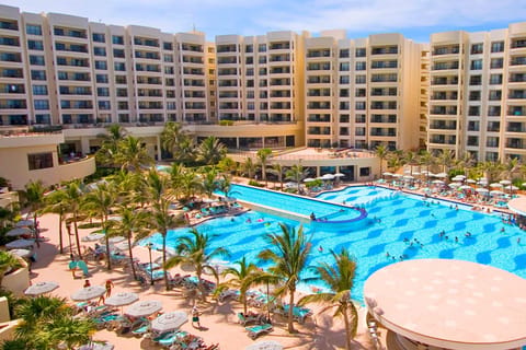 Private Shuttle CUN Airport to The Royal Sands Resort