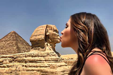 Giza Pyramids and Sphinx: Half-Day Private Tour