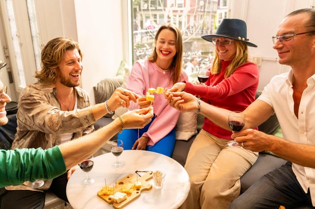 Amsterdam : visite culinaire guidée de 10 dégustations sur les canaux de l&#039;UNESCO