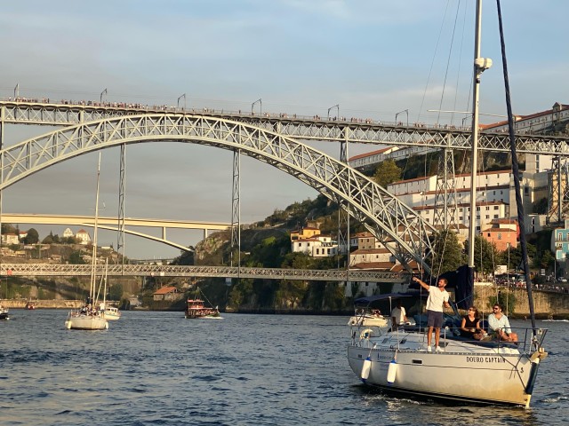 Visit Porto: Private Douro River Charming Sailboat Cruise w/Wine in Porto
