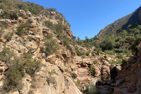 阿加迪尔：Tizgui 山谷徒步导览（含酒店接送）阿加迪尔：蒂兹吉山谷徒步导览（含酒店接送）