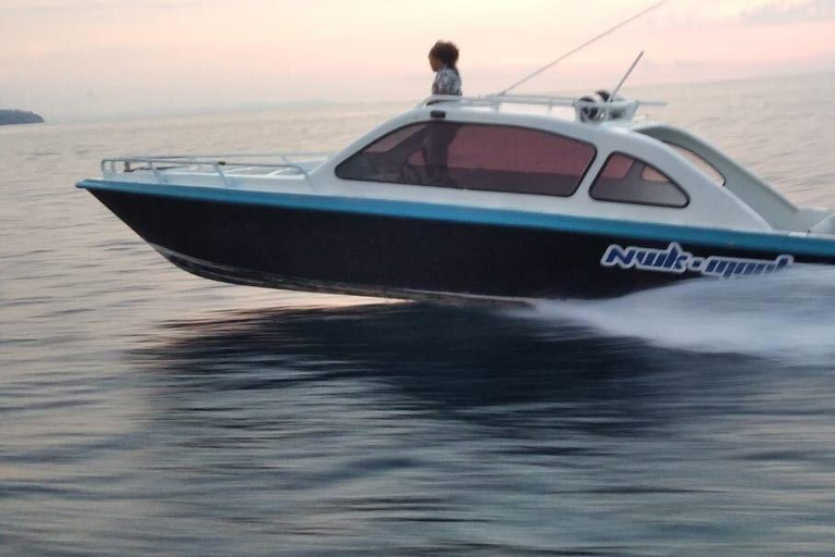 Gili Trawangan: Bangsal Harbor Fast Boat Transfer Gili Trawangan: Teluk nara Fast Boat Transfer