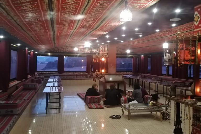 Wadi Rum: Hiking Tour with Watching the stars Bedouin Camp Hiking Tour 4hours