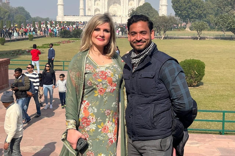 Jaipur: to Taj Mahal & Agra Fort Tour with 5-Star Lunch Trip From Jaipur:- Car+ Guide