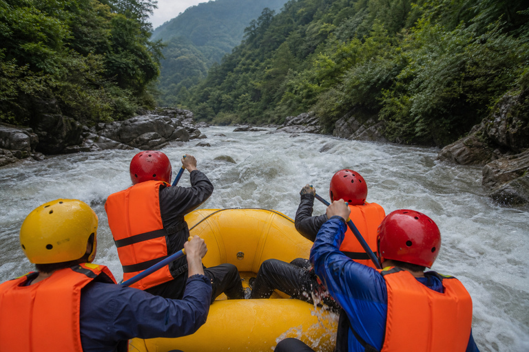 Zhangjiajie: Mengdong River Rafting Ticket with Transfer Rafting Ticket with Round-Trip Hotel Transfer