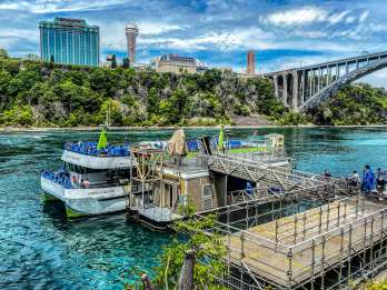 Niagarafälle, USA: Maid of Mist & Cave of Winds Combo Tour