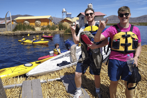 Puno: Sunrise Kayaking to the Uros with a Family Visit Puno: Sunrise Kayak to the Uros with a Visit to a Family