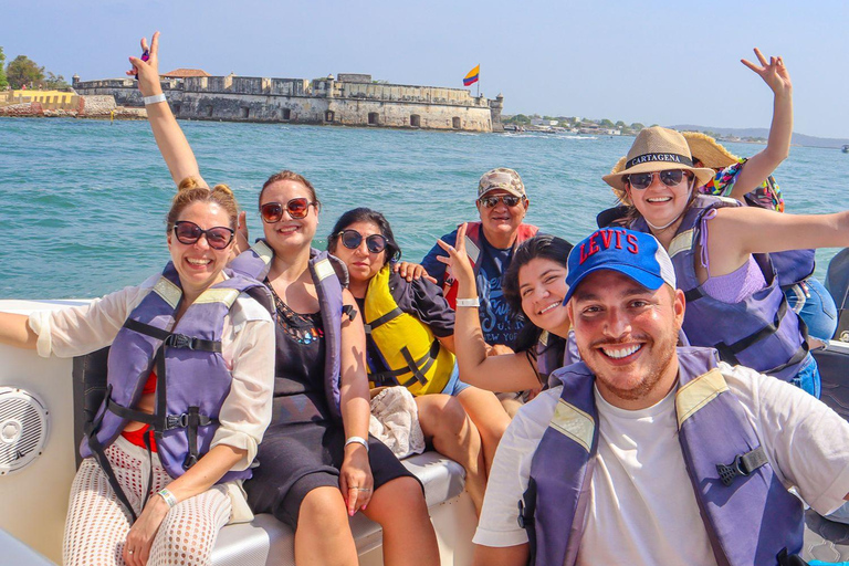 VIP 5-Island Speedboat Tour + Open Bar and Stops at Private Islands