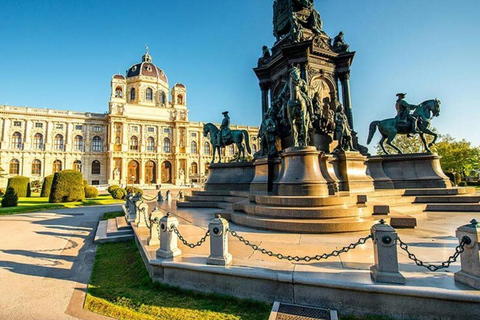 From Bratislava: Guided Vienna Highlights & Free Time