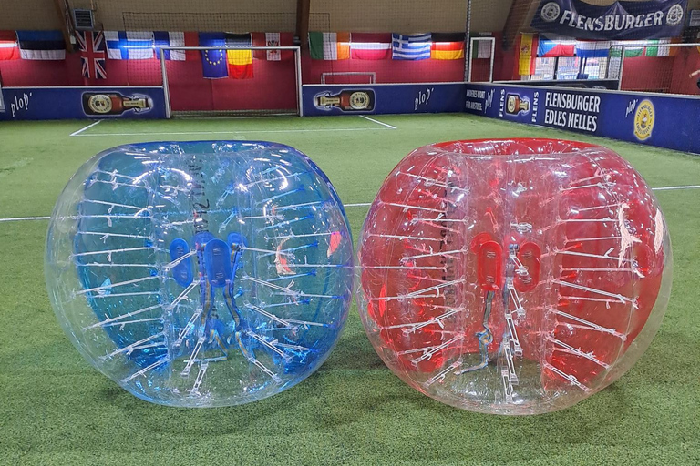 Fútbol burbuja en Hamburgo, cerca de la ciudad (en césped artificial cubierto)Bubble Football en Hamburgo, cerca de la ciudad (en césped artificial cubierto)