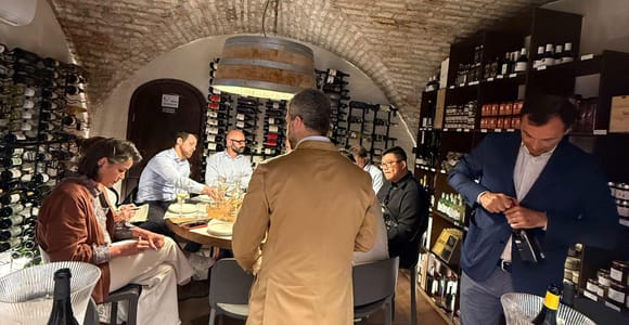 Venice: 4-Wine Tasting with Local Meat & Cheese Board