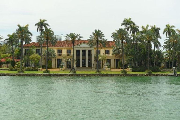 Miami: Biscayne Bay Boat Cruise with Transportation