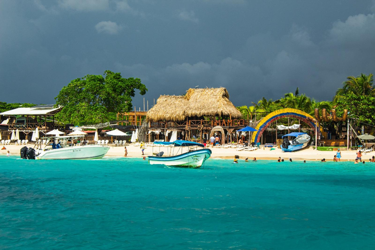 Cartagena: fuga caribenha personalizada com almoço e bebidasCartagena: Fuga pessoal ao Caribe com almoço e bebidas