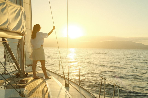 Agios Nikolaos : Excursion en bateau à voile à l'heure dorée avec vin et collations