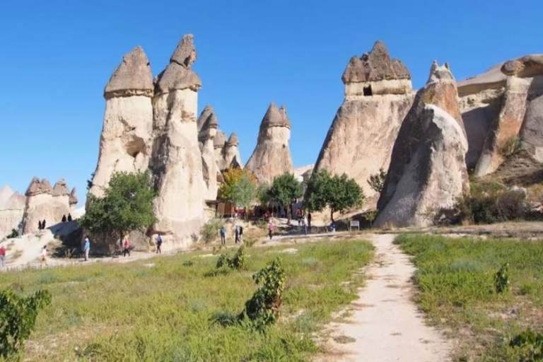 Cappadocia: Red Tour of Valleys, Zelve, and Avanos and Lunch Cappadocia Red Tour