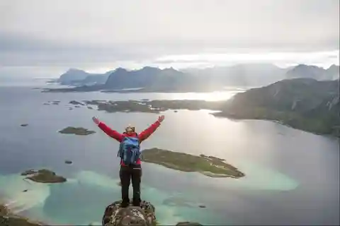 Daytrip: Stokmarknes To Svolvær Experience
