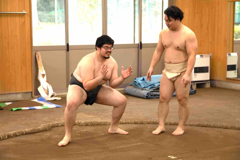 Tokyo De sumo trainingservaring: Tokio: De sumo trainingservaring