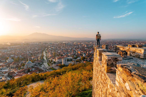 Ganztagestour von Albanien in den KosovoGANZTAGESTOUR DURCH DEN KOSOVO AB TIRANA