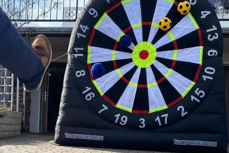 Futebol de dardos em Leipzig – diversão perfeita para grandes e pequenosFutebol de dardos em Leipzig - diversão perfeita para grandes e pequenos