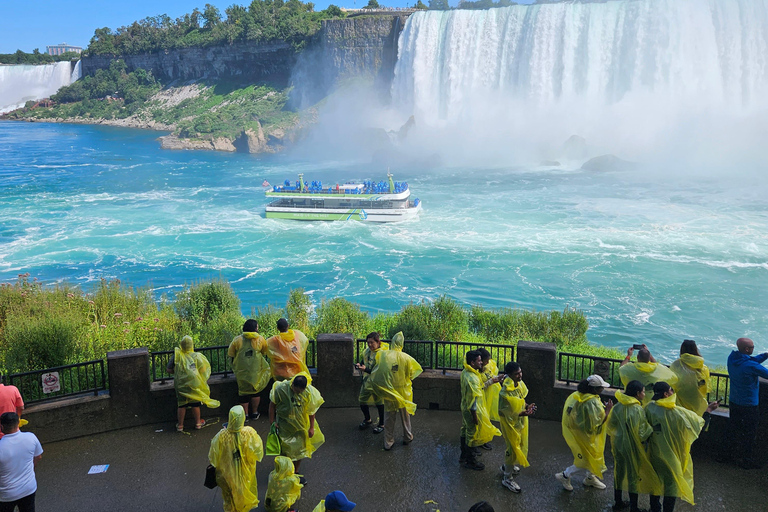 Wodospad Niagara: Kanada z przewodnikiem mówiącym po portugalskuKanada: Niagara z przewodnikiem mówiącym po portugalsku (wylot z Niagary)