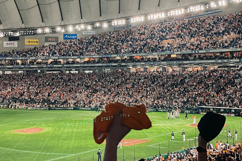 Tokyo: Japanese Baseball Game Tour with Local Guide & Snacks Watch a Yokohama DeNA BayStars game at Yokohama Stadium,
