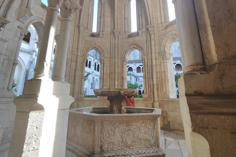 From Lisbon: Medieval Tour, Batalha, Tomar, Alcobaça, Óbidos Private Tour Option
