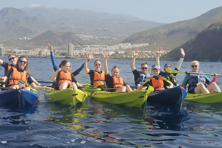 Tenerife: Turtle Bay - Kayak Rental with Drink and Equipment
