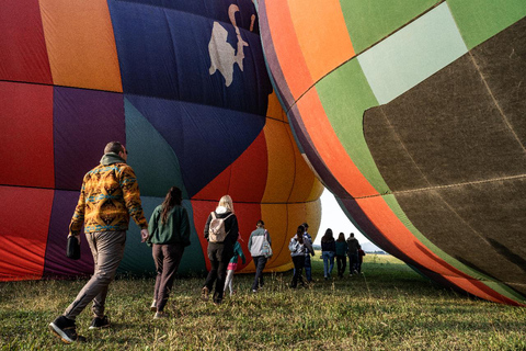 Teton Village: Grand Tetons Sunrise Hot Air Balloon Tour