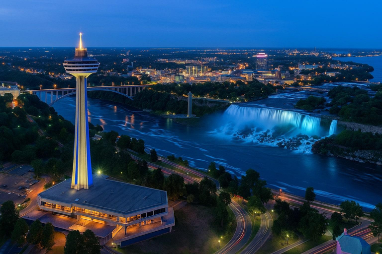 Wodospady Niagara: wieża Skylon Tower, fajerwerki i wycieczka pieszaWodospad Niagara: wieża Skylon Tower, fajerwerki i wycieczka piesza
