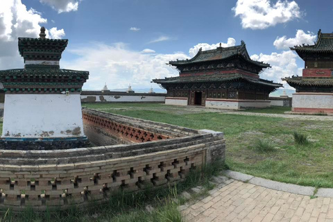 Ulaanbaatar: Kharkhorum City 2-Day Tour with Camel Ride