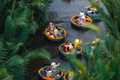 岘港/会安：椰林游船（可选按摩）岘港：篮子船导览游 + 会安市区漫步 + 按摩