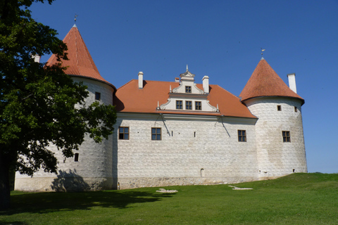 Visita en grupo a la Colina de las Cruces, el Palacio de Rundale, el Castillo de Bauska