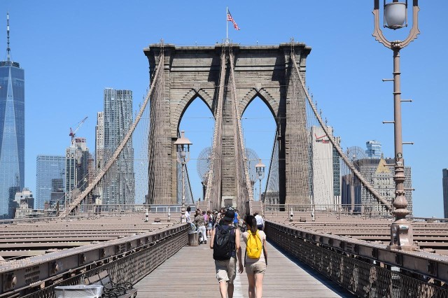 New York City: Brooklyn Bridge and Manhattan Guided Tour