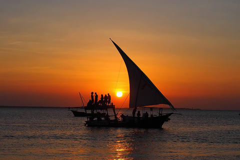 Zanzibar,nungwi : Kryssning vid solnedgången