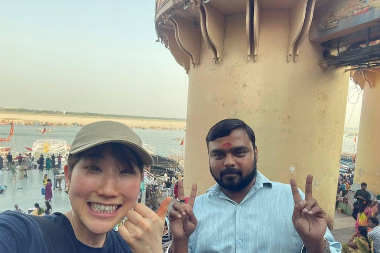 Waranasi: 2-dniowa wycieczka z Sarnath, Ganga Aarti i świątyniamiWaranasi 2-dniowa wycieczka z 4 * noclegami