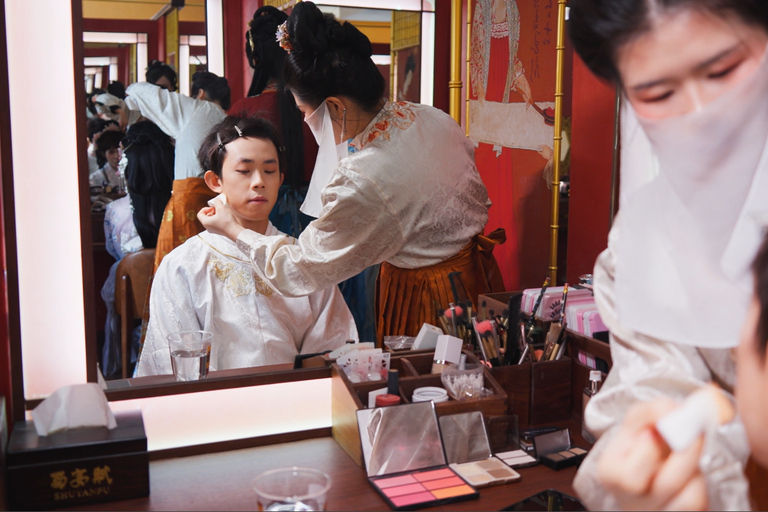 Shanghai: Royal Cultural Dinner Show – SHUYANFU VIP Seat – Rows 2