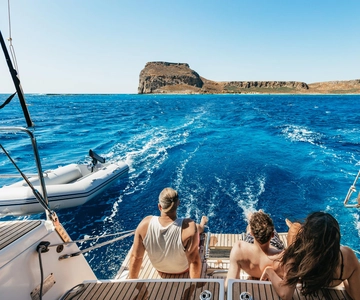 Van Kissamos: Balos Gramvousa Zeilcruise met Lunch