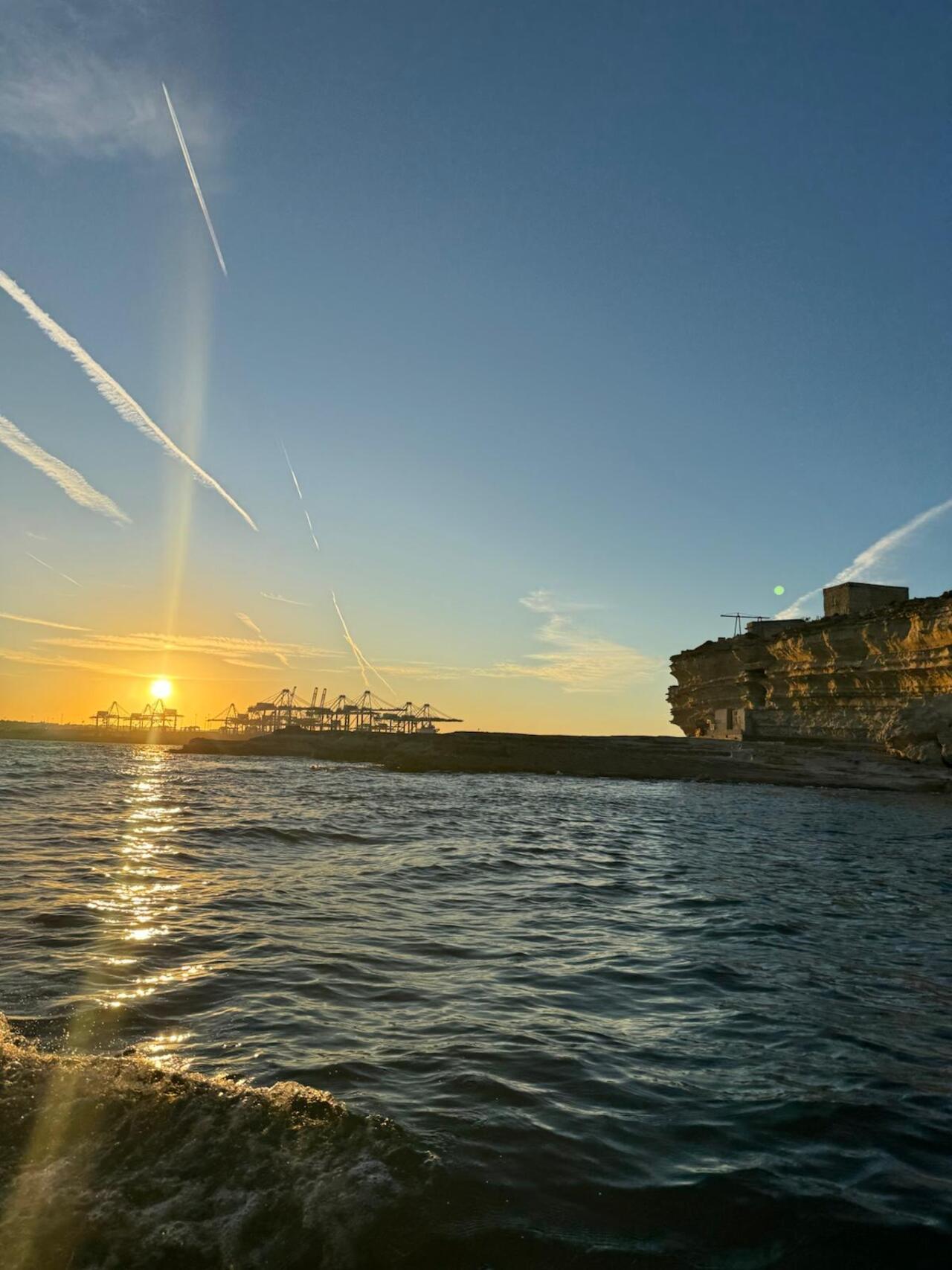 Marsaxlokk: Sonnenuntergangsfahrt in einem traditionellen maltesischen Boot