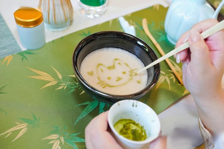 Hangzhou: Song-Style Tea Ceremony with Tea Master