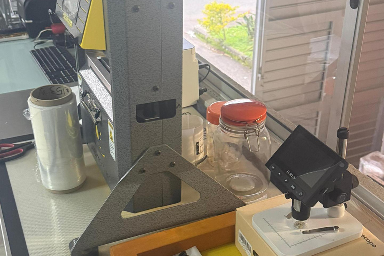 Medellín: Medical Cannabis Industry Tour with Lab & Lunch