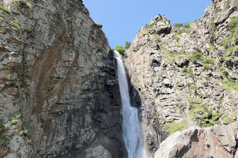 Kazbegi: Dariali Monastery, Gveleti Waterfall & Gergeti Tour