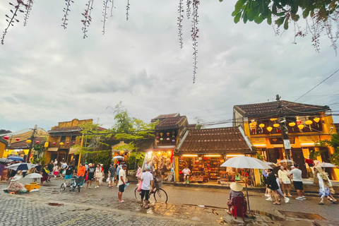 Port Chan May: wycieczka prywatna do starożytnego miasta Hoi An i Da NangOpcja 1: tylko prywatny samochód z kierowcą i transportem